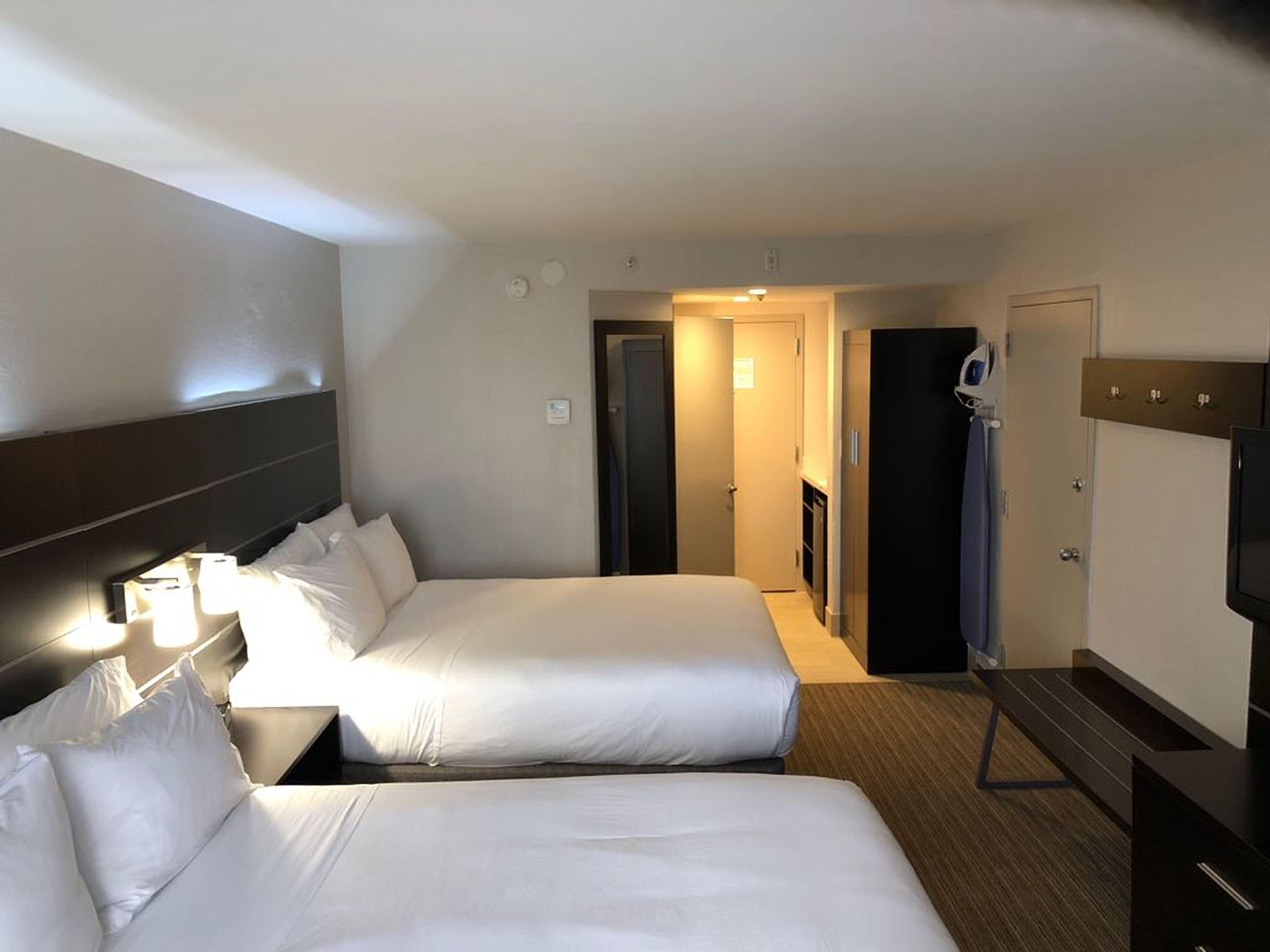 Holiday Inn Express Hotel & Suites Miami - Hialeah By Ihg Exterior foto